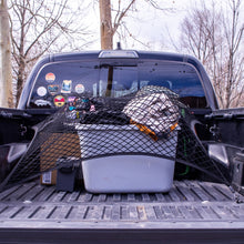 Load image into Gallery viewer, Highly Elastic Cargo Net, Simple Truck Bed Cargo Mesh Organizer, Suitable for Daily Light Loads of Trucks, 4&#39;x4&#39; Stretches to 7&#39;x7&#39;
