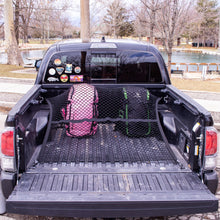 Load image into Gallery viewer, Highly Elastic Cargo Net, Simple Truck Bed Cargo Mesh Organizer, Suitable for Daily Light Loads of Trucks, 4&#39;x4&#39; Stretches to 7&#39;x7&#39;
